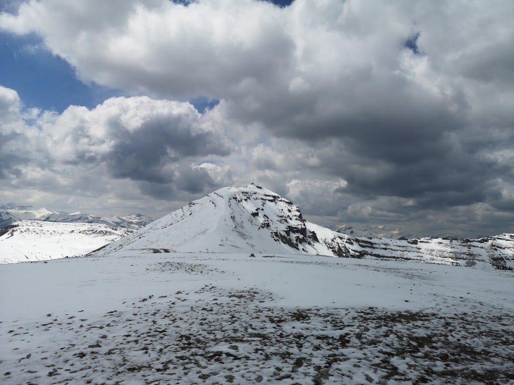 Moose Mountain trail head parking | Bragg Creek, AB T0L 0K0, Canada
