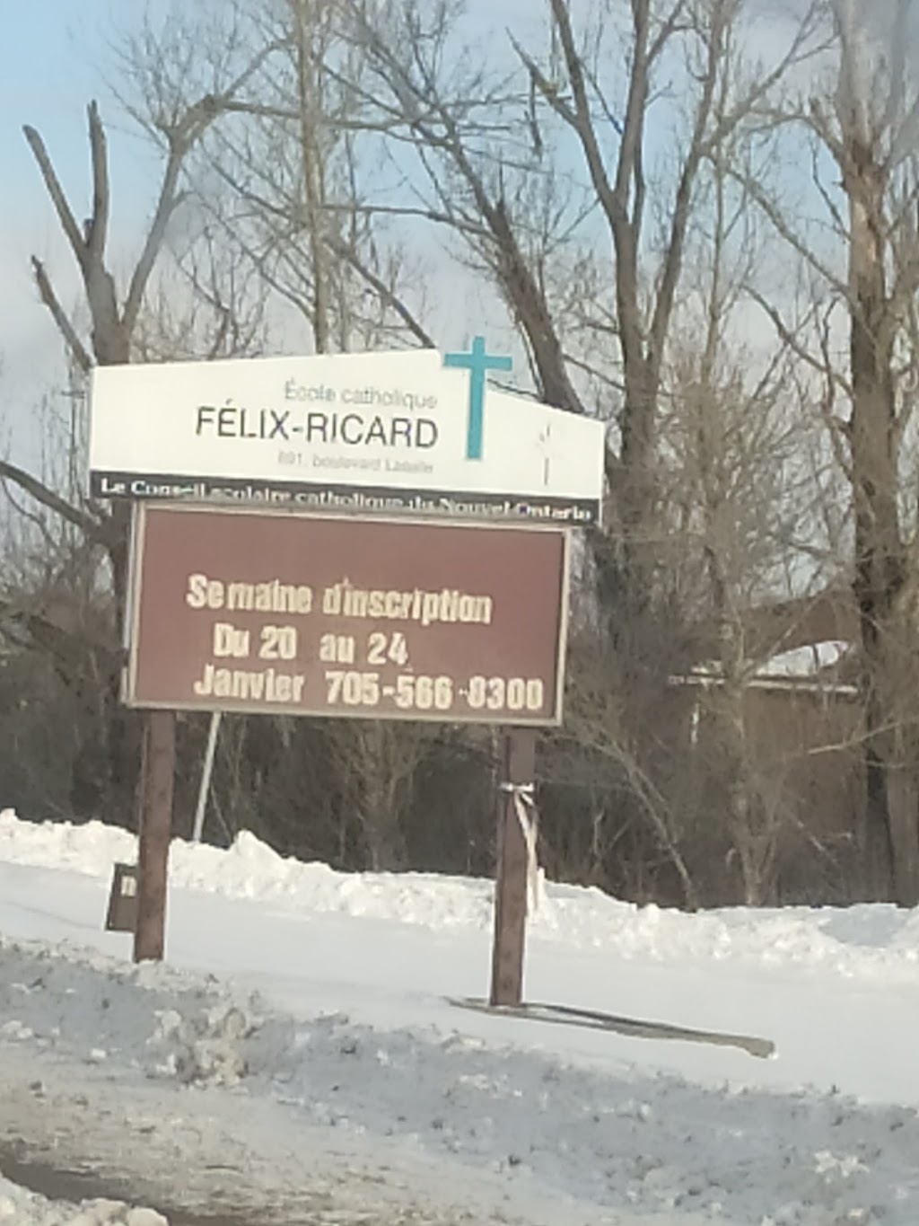 École Félix-Ricard | 691 Lasalle Blvd, Sudbury, ON P3A 1X9, Canada | Phone: (705) 566-8300