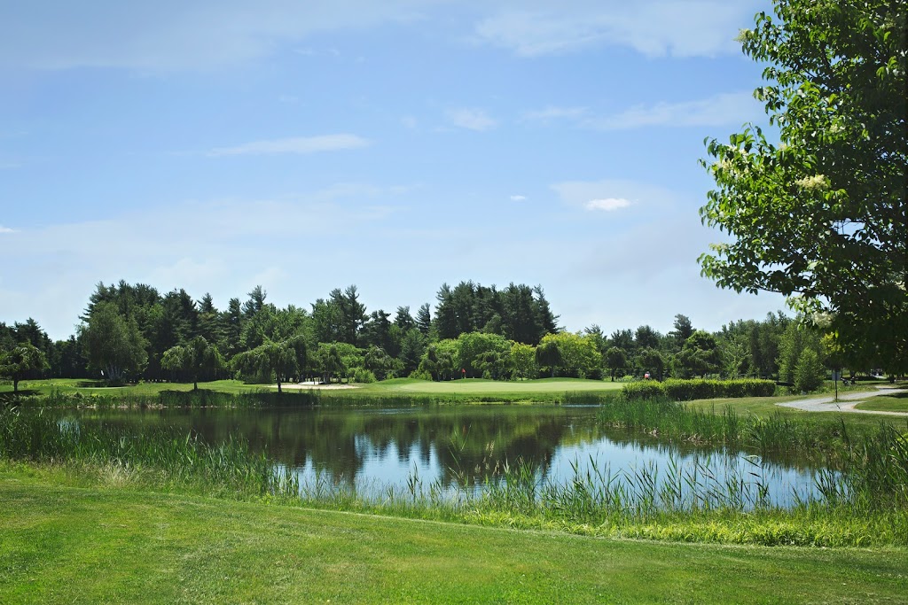 Club de golf La Madeleine | 3501 Montée du 4e Rang, Sainte-Madeleine, QC J0H 1S0, Canada | Phone: (450) 584-2244