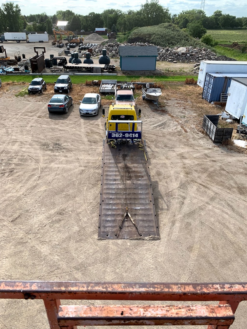 Morden Towing & Repair | 421 9 St S, Morden, MB R6M 1Y4, Canada | Phone: (204) 362-9414