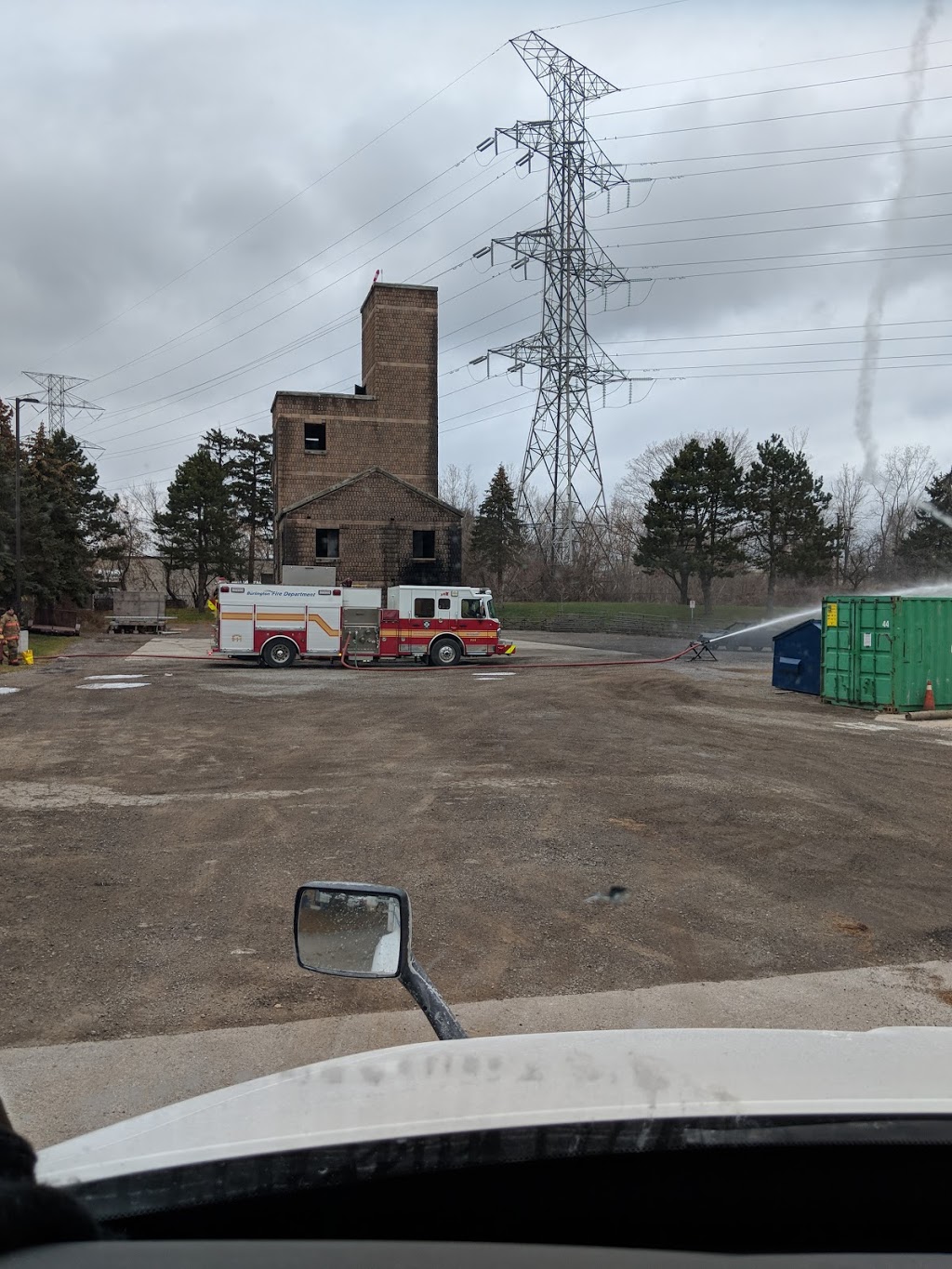 Burlington Fire Department Headquarters | 1255 Fairview St, Burlington, ON L7S 1Y3, Canada | Phone: (905) 637-8207
