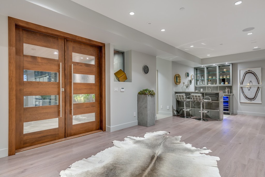 elinteriors | 2000 Panorama Dr #111, Port Moody, BC V3H 5J5, Canada | Phone: (778) 892-1957