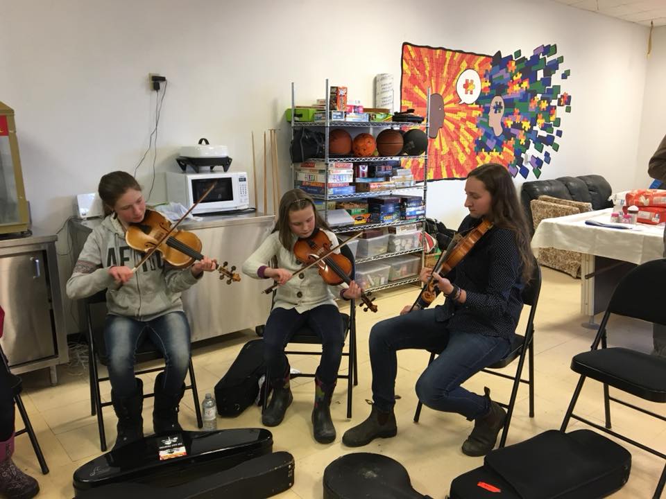 Mississippi Mills Youth Centre | 134 Main St E, Almonte, ON K0A 1A0, Canada | Phone: (613) 256-5959