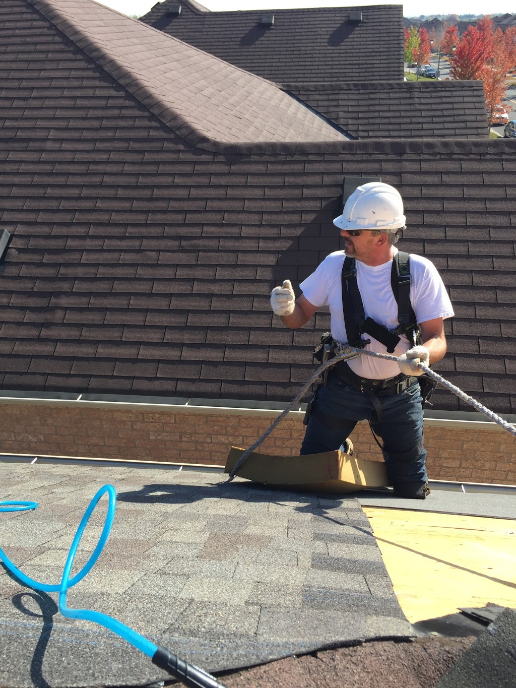 RoofRepairs.ca | 1299 St Marys Ave, Mississauga, ON L5E 1H8, Canada | Phone: (416) 558-9621
