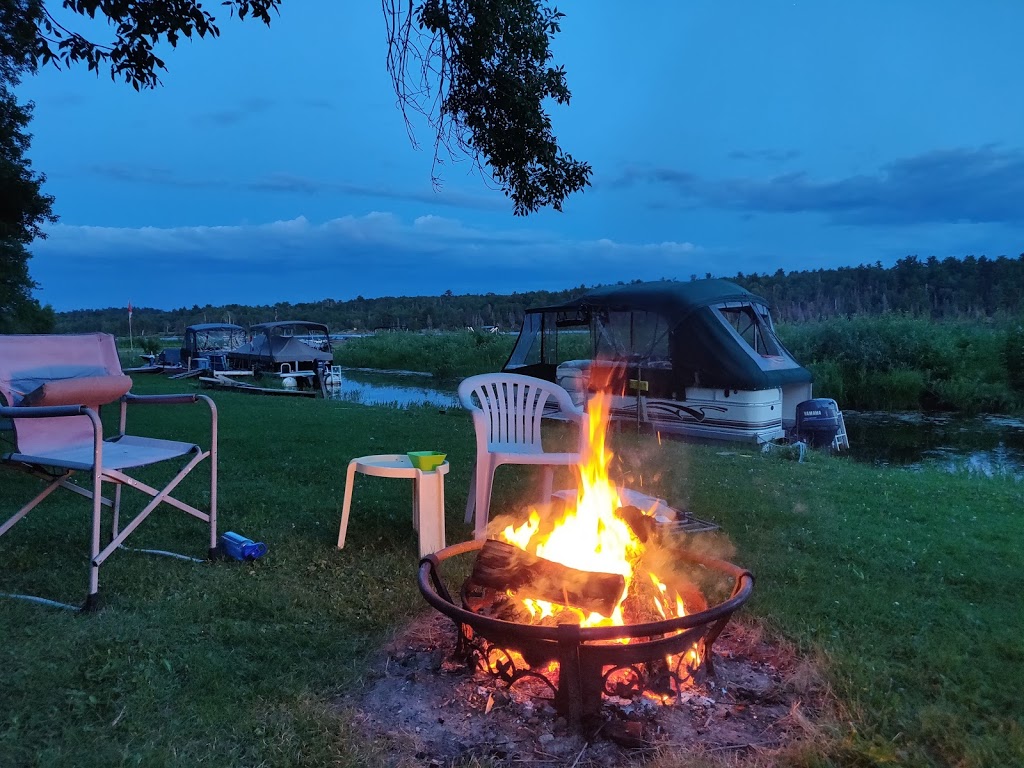 Vermillion Lake Park | 1927 Vermilion Lake Rd, Chelmsford, ON P0M 1L0, Canada | Phone: (705) 855-9980