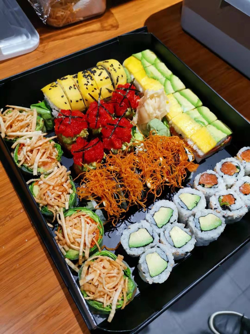 Sushi Shop | 4638 Voie, Desserte S Autoroute 440, Laval, QC H7T 2Z8, Canada | Phone: (450) 681-2021