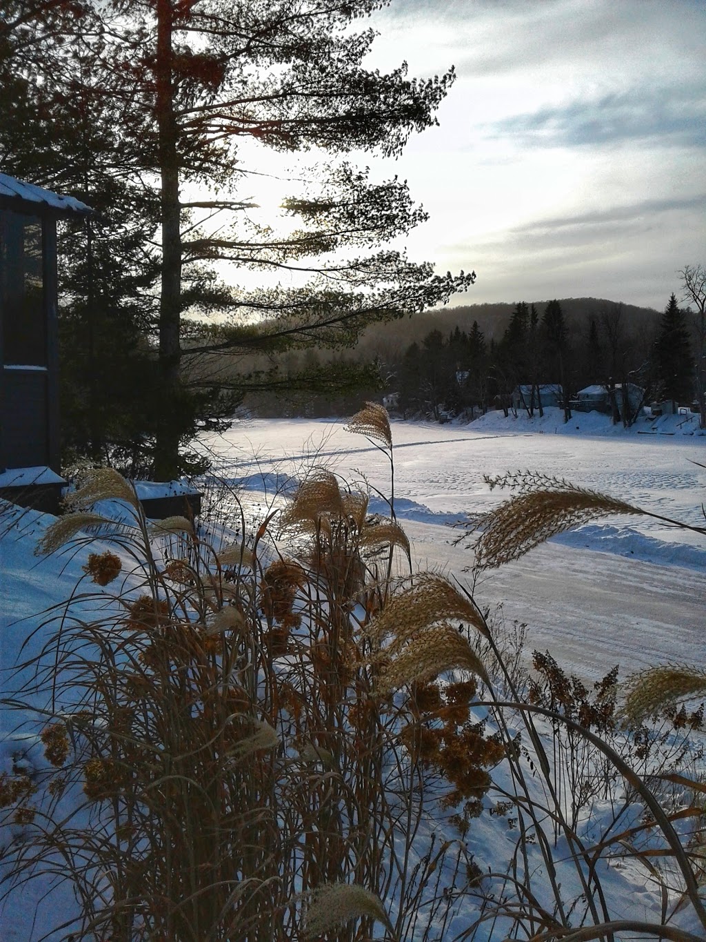 Camping Au bord de l'eau 66 Chemin Neilon, L'AngeGardien, QC J8L 0L8
