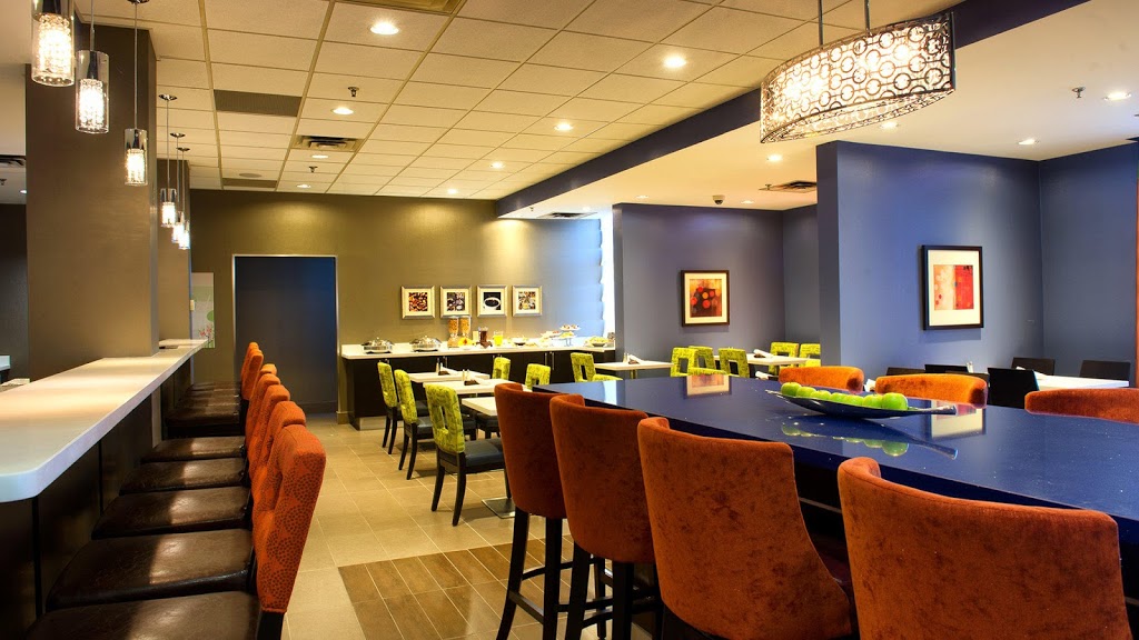 Holiday Inn & Suites Mississauga West - Meadowvale | 2565 Argentia Rd, Mississauga, ON L5N 5V4, Canada | Phone: (905) 542-2121
