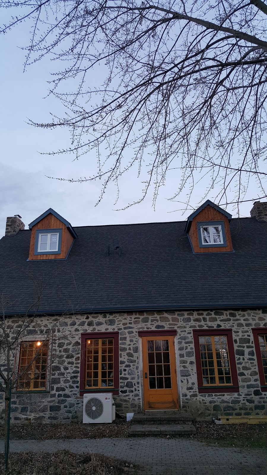 Construction Rénovation Les 4C | 6890 Boulevard Saint-Jean, Trois-Rivières, QC G9B 2P2, Canada | Phone: (819) 384-2628