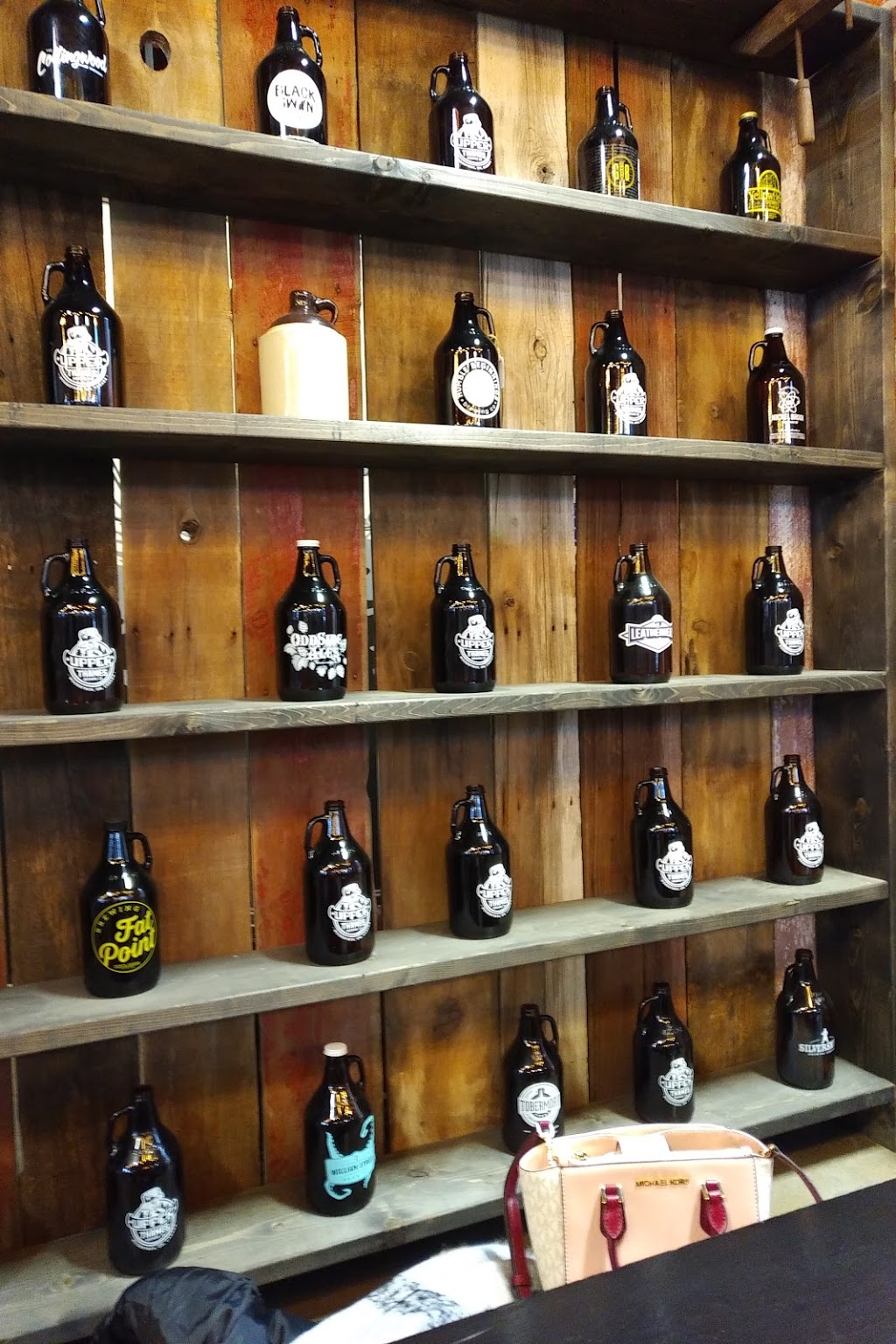 Brickhouse Brewpub | 190 Fairway Rd, Woodstock, ON N4T 1W3, Canada | Phone: (519) 290-5347