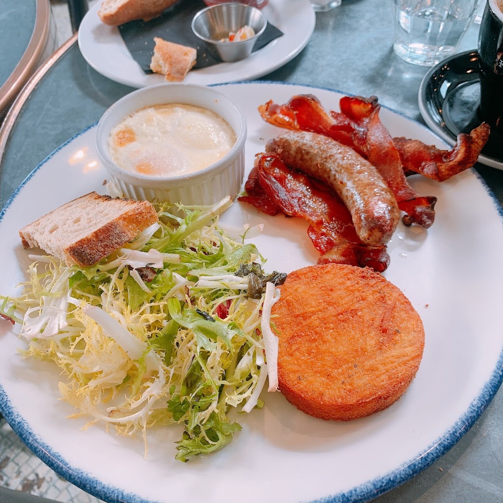 Au Comptoir | 2278 W 4th Ave, Vancouver, BC V6K 1N8, Canada | Phone: (604) 569-2278