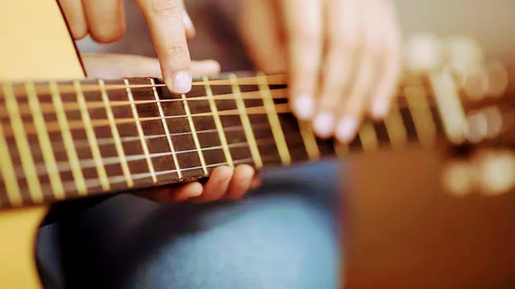 Kevin Robb Music | 1841 San Pedro Ave, Victoria, BC V8N 2G3, Canada | Phone: (604) 376-3481