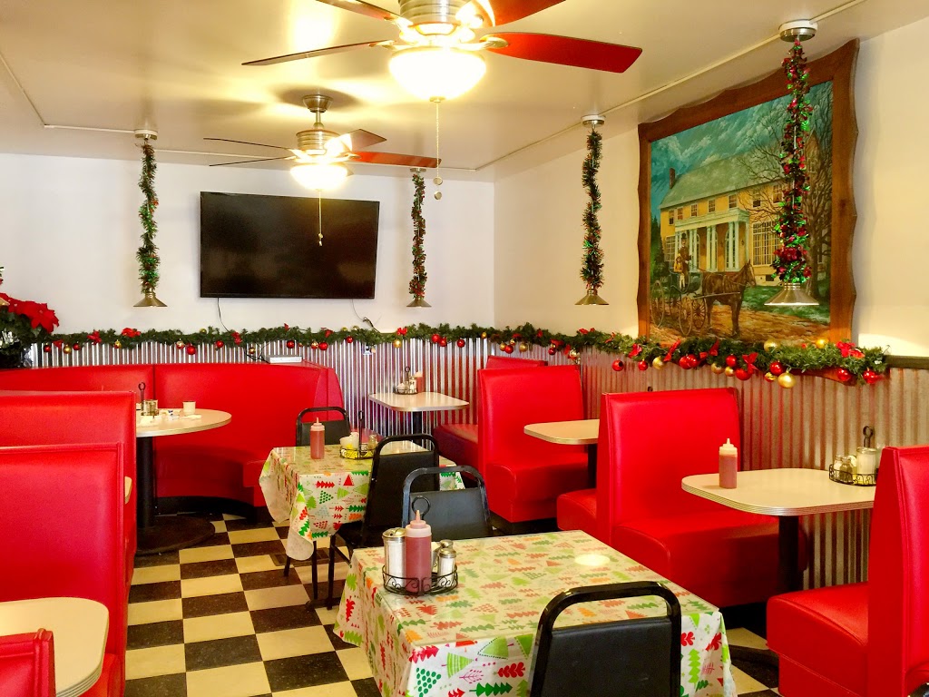 Hometown Cafe | 3 N Main St, Norwood, NY 13668, USA | Phone: (315) 353-2852