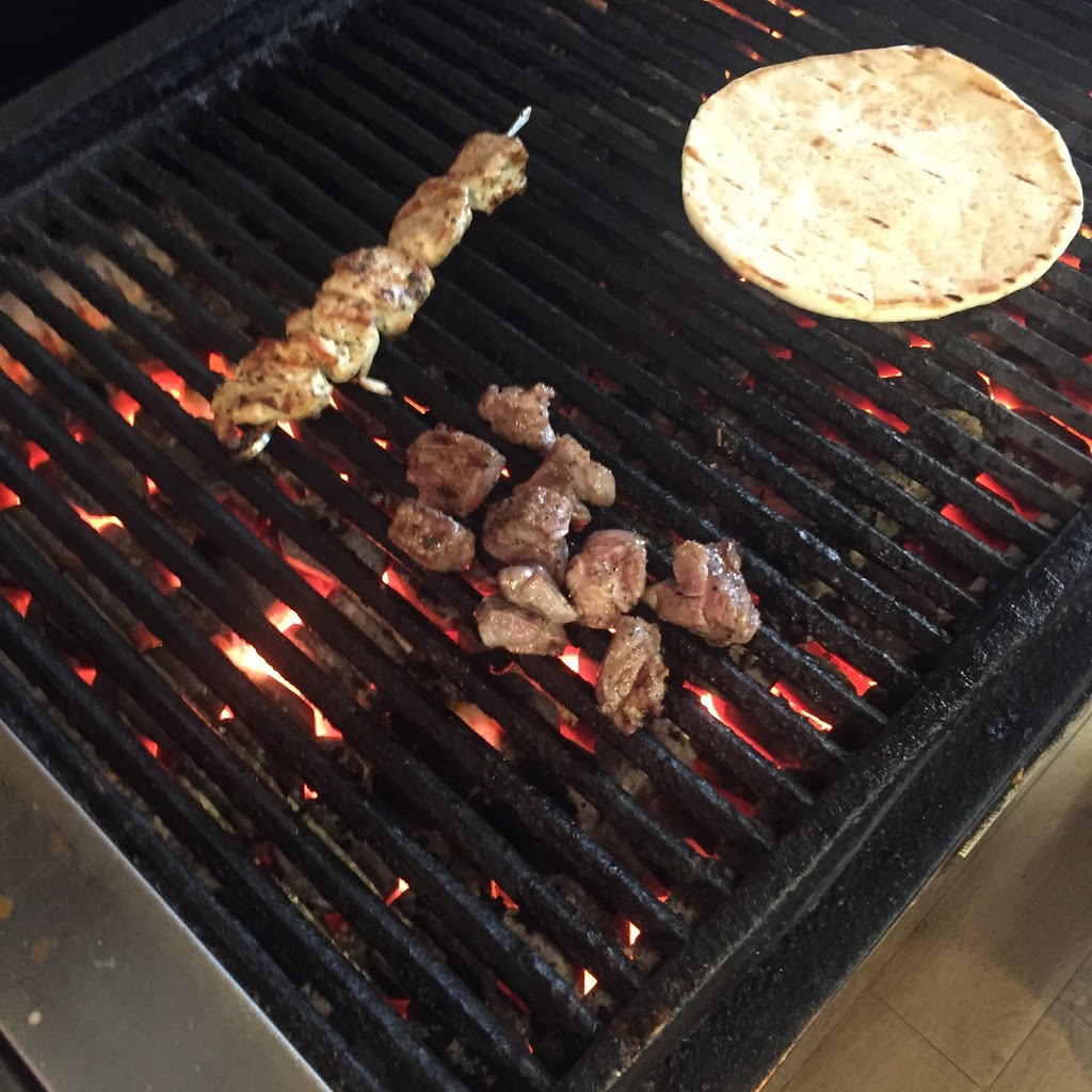 Souvlaki Hut Bloor West | 2184 Bloor St W, Toronto, ON M6S 1N3, Canada | Phone: (416) 766-8899