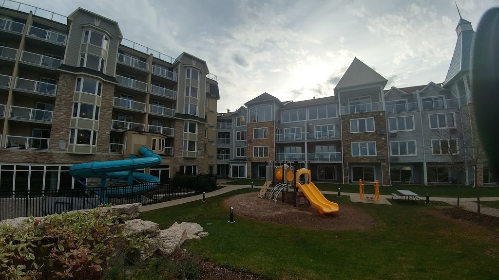 Living Water Resort & Spa | 9 Harbour St E, Collingwood, ON L9Y 5B5, Canada | Phone: (888) 979-2837