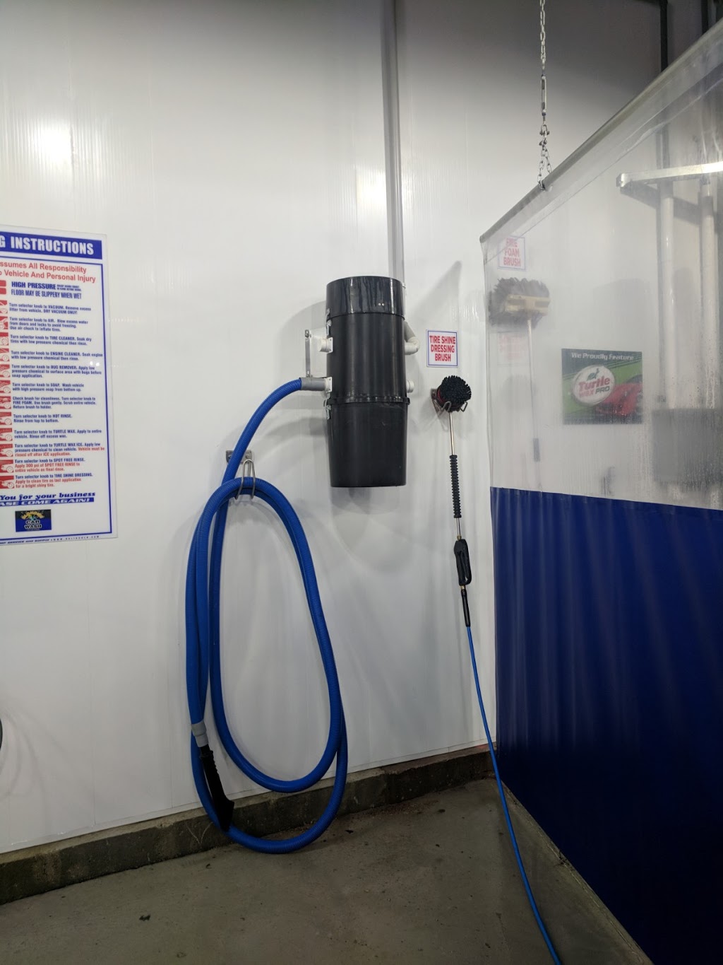 Blondies Car Wash | 2074 devries, Winnipeg, MB R2G 3T1, Canada | Phone: (204) 334-9274
