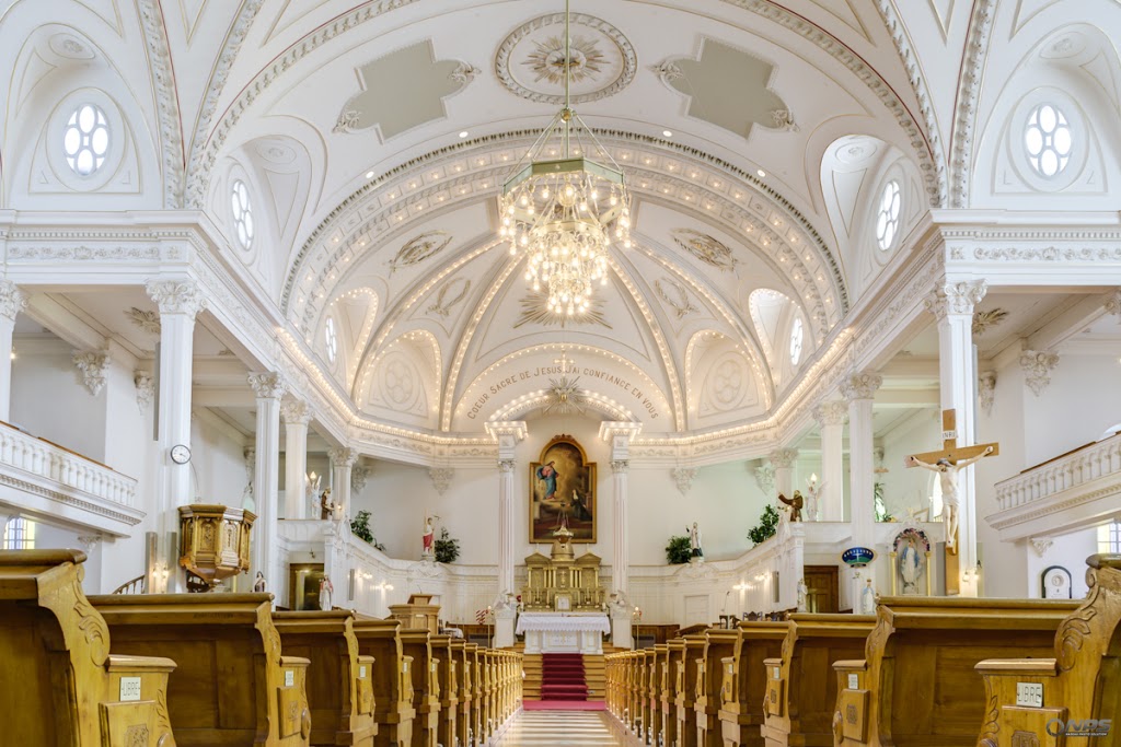 Presbytere East Broughton | 230 Rue Principale, East Broughton, QC G0N 1G0, Canada | Phone: (418) 427-2323