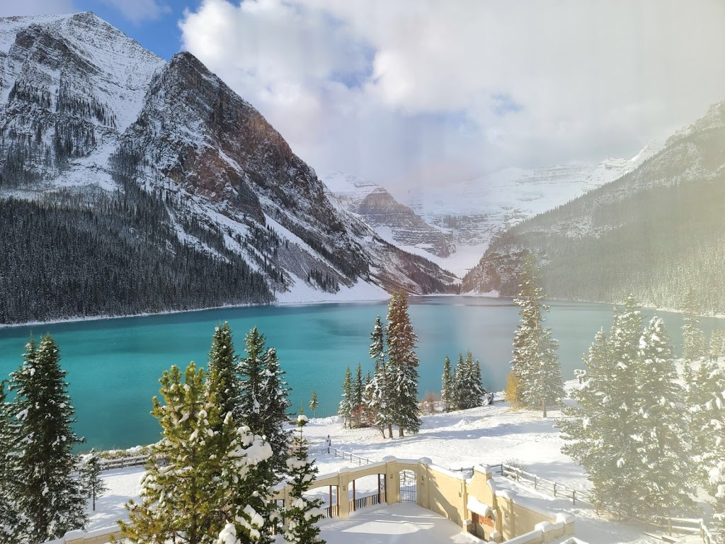 Jusu | 111 Lake Louise Dr, Lake Louise, AB T0L 1E0, Canada | Phone: (403) 522-3511