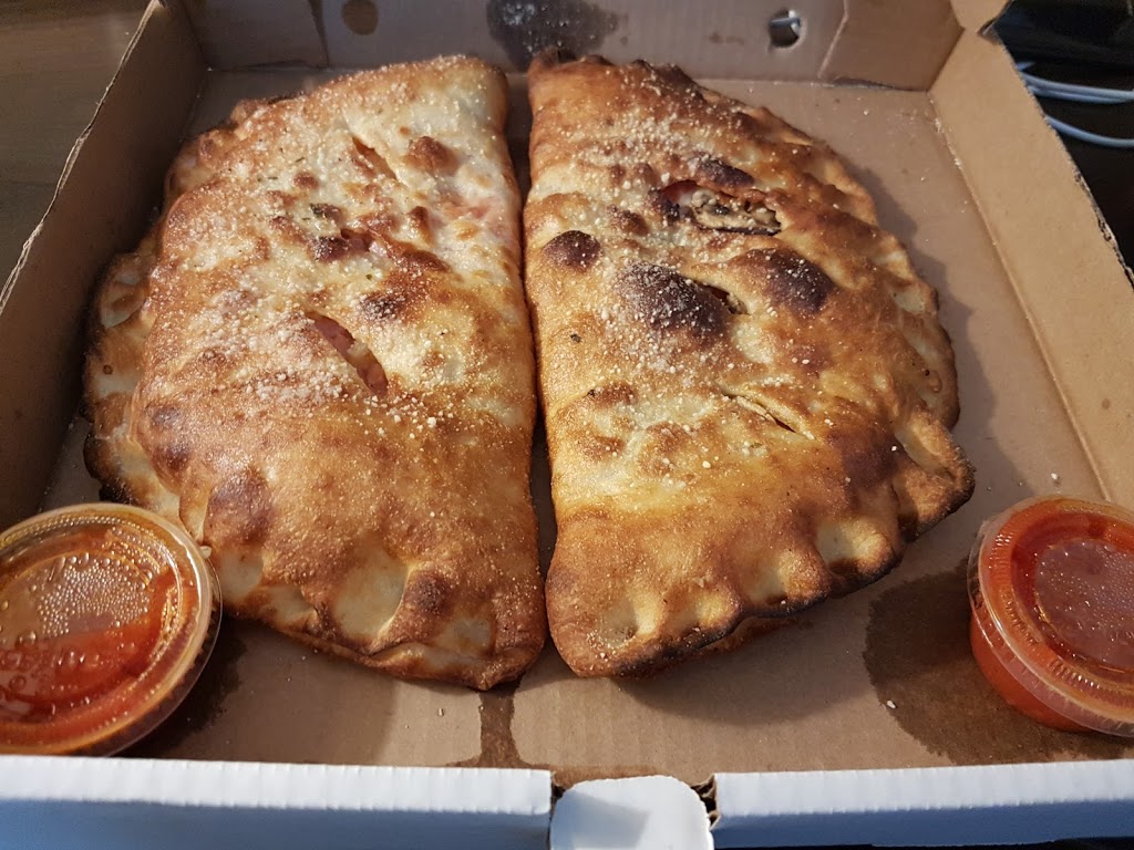 Paezanos Pizza | 420 Leacock Dr, Barrie, ON L4N 5G5, Canada | Phone: (705) 722-1717
