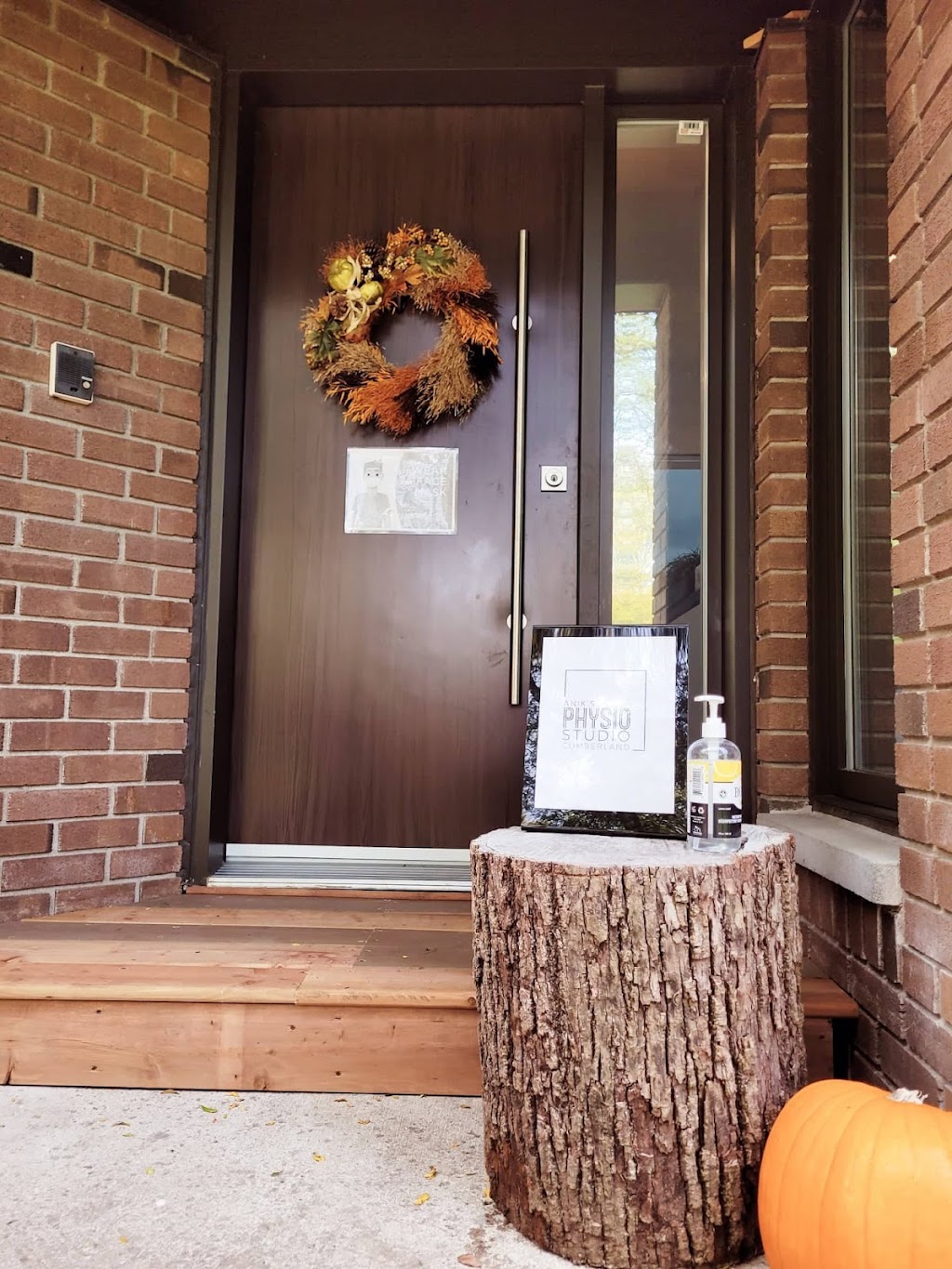 Aniks Physio Studio Cumberland | 1315 Kinsella Dr, Cumberland, ON K4C 1A9, Canada | Phone: (613) 834-8296