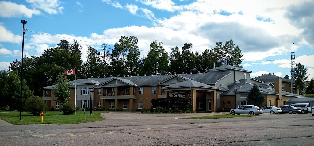 North Renfrew Long-Term Care Centre | 47 Ridge Rd, Deep River, ON K0J 1P0, Canada | Phone: (613) 584-1900