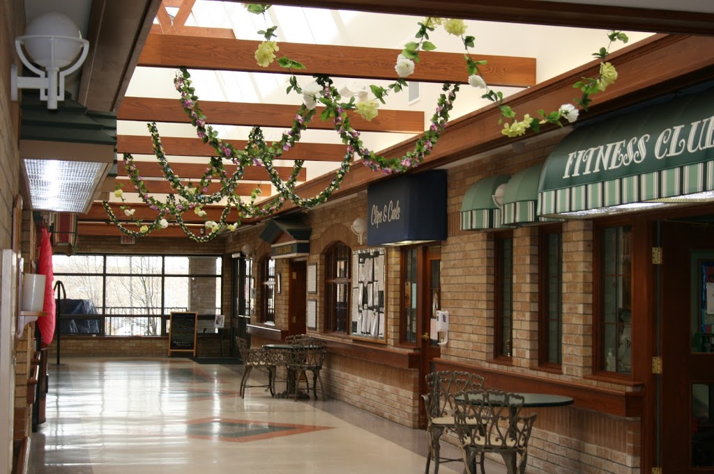 The Village of Sandalwood Park | 425 Great Lakes Dr, Brampton, ON L6R 2W8, Canada | Phone: (905) 458-9272