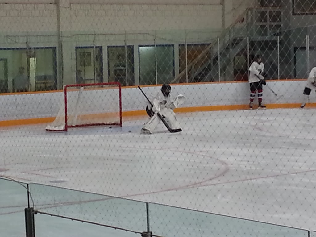 St. Adolphe Arena | 345 St Adolphe Rd, Saint Adolphe, MB R5A 1A2, Canada | Phone: (204) 883-2059