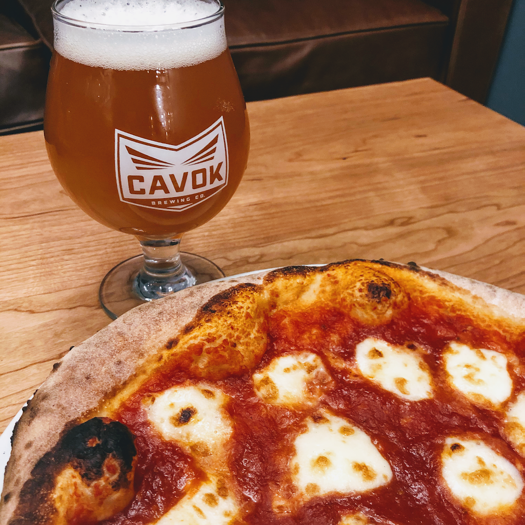 Pomodori Pizzeria | 686 St George Blvd, Moncton, NB E1E 2C6, Canada | Phone: (506) 383-3473
