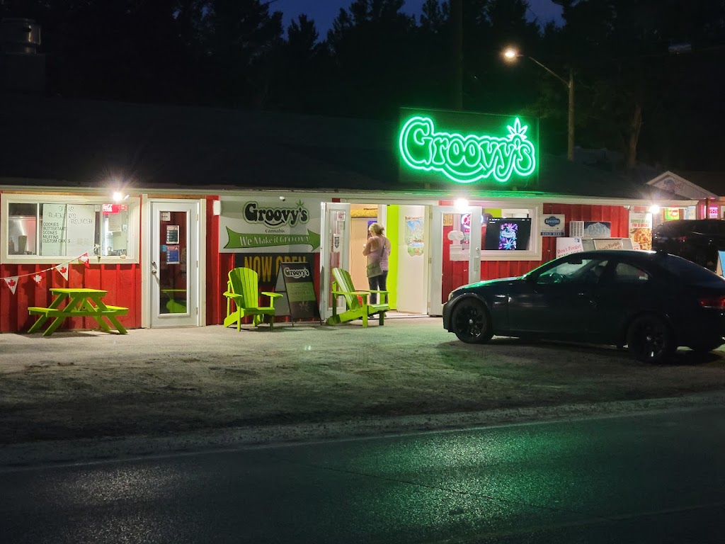 Groovys Cannabis | 676 River Rd E, Wasaga Beach, ON L9Z 2M3, Canada | Phone: (705) 715-7683