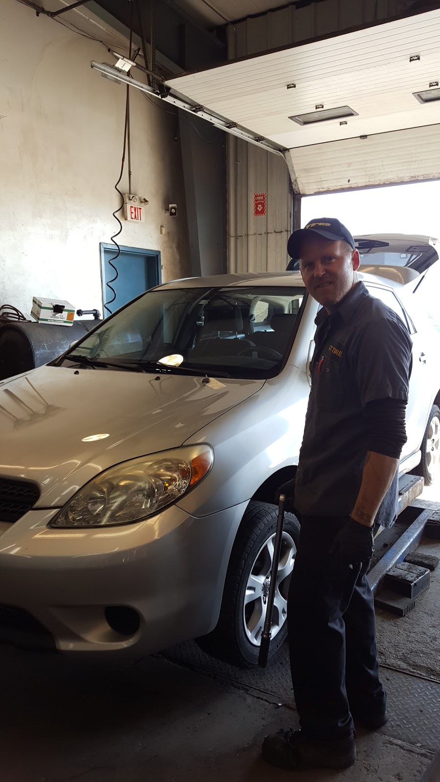 GT Tires | 1704 Gore Rd, London, ON N5W 5L5, Canada | Phone: (519) 451-2284