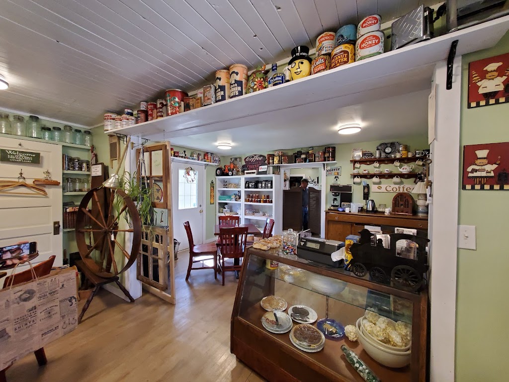 Boardwalk Bistro & Bakery | 44 Main St E, Big Valley, AB T0J 0G0, Canada | Phone: (403) 741-9366