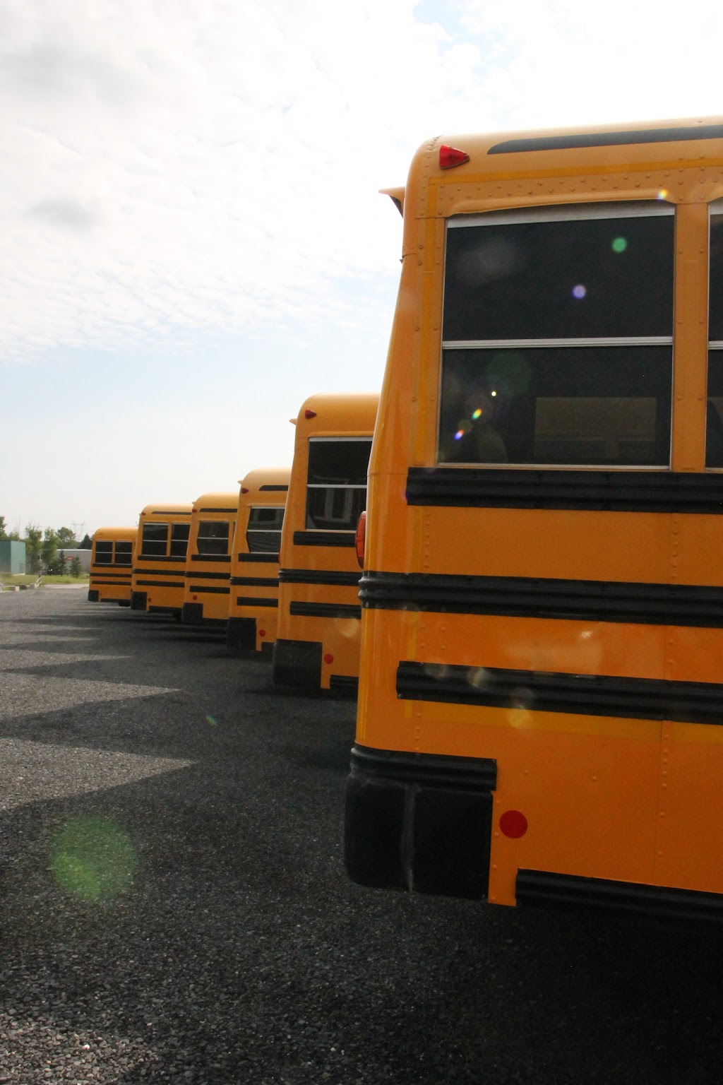 Autobus B Dion | 10, Rue Berthe Dion, Windsor, QC J1S 0B9, Canada | Phone: (819) 845-2449