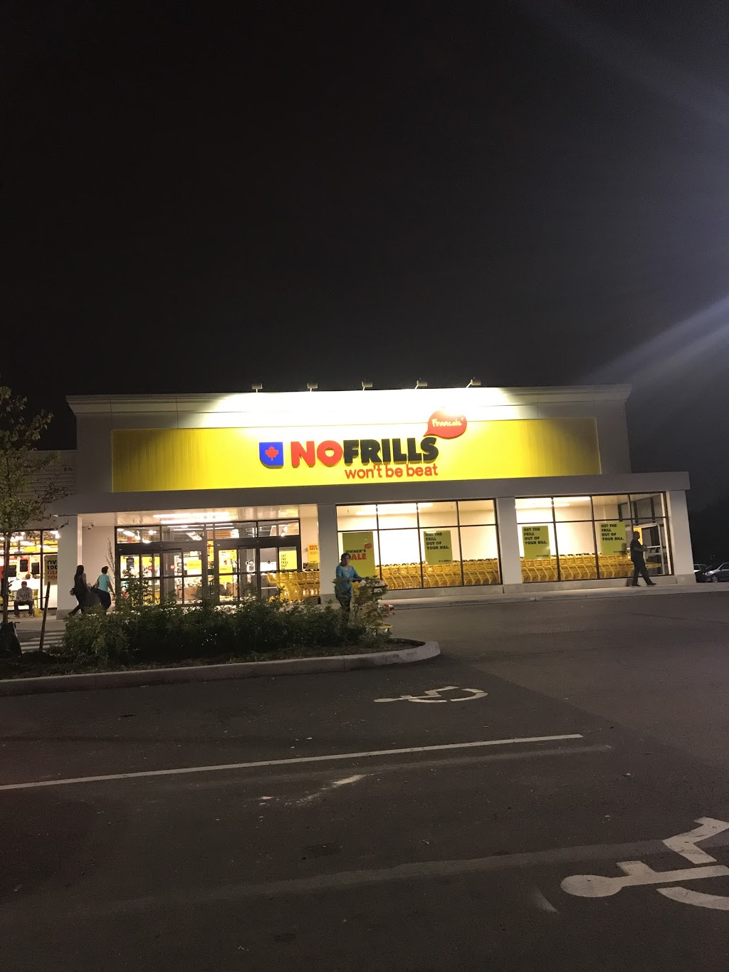 Francois No Frills | 360 McLevin Ave, Scarborough, ON M1B 0C2, Canada | Phone: (866) 987-6453