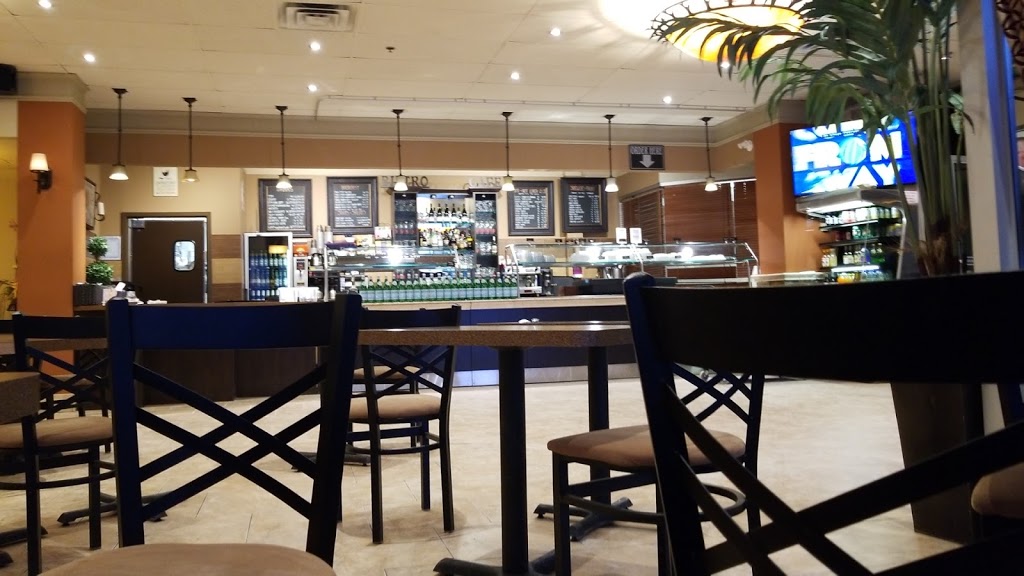 Bravo Bistro | 2560 Matheson Blvd E #121, Mississauga, ON L4W 4Y9, Canada | Phone: (905) 629-4062