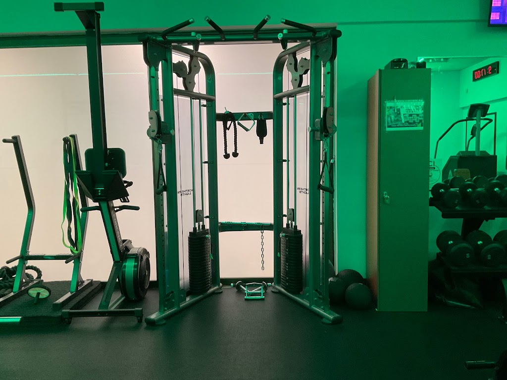 DP Athletics | 2555 Rue Dutrisac, Vaudreuil-Dorion, QC J7V 7E6, Canada | Phone: (514) 688-6188