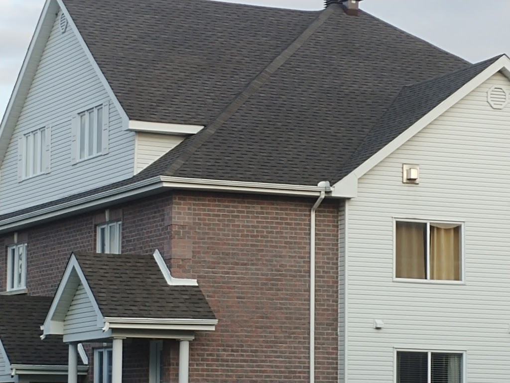 Toitures E.c | 2596 QC-219, Saint-Jean-sur-Richelieu, QC J2Y 1H6, Canada | Phone: (438) 501-5142