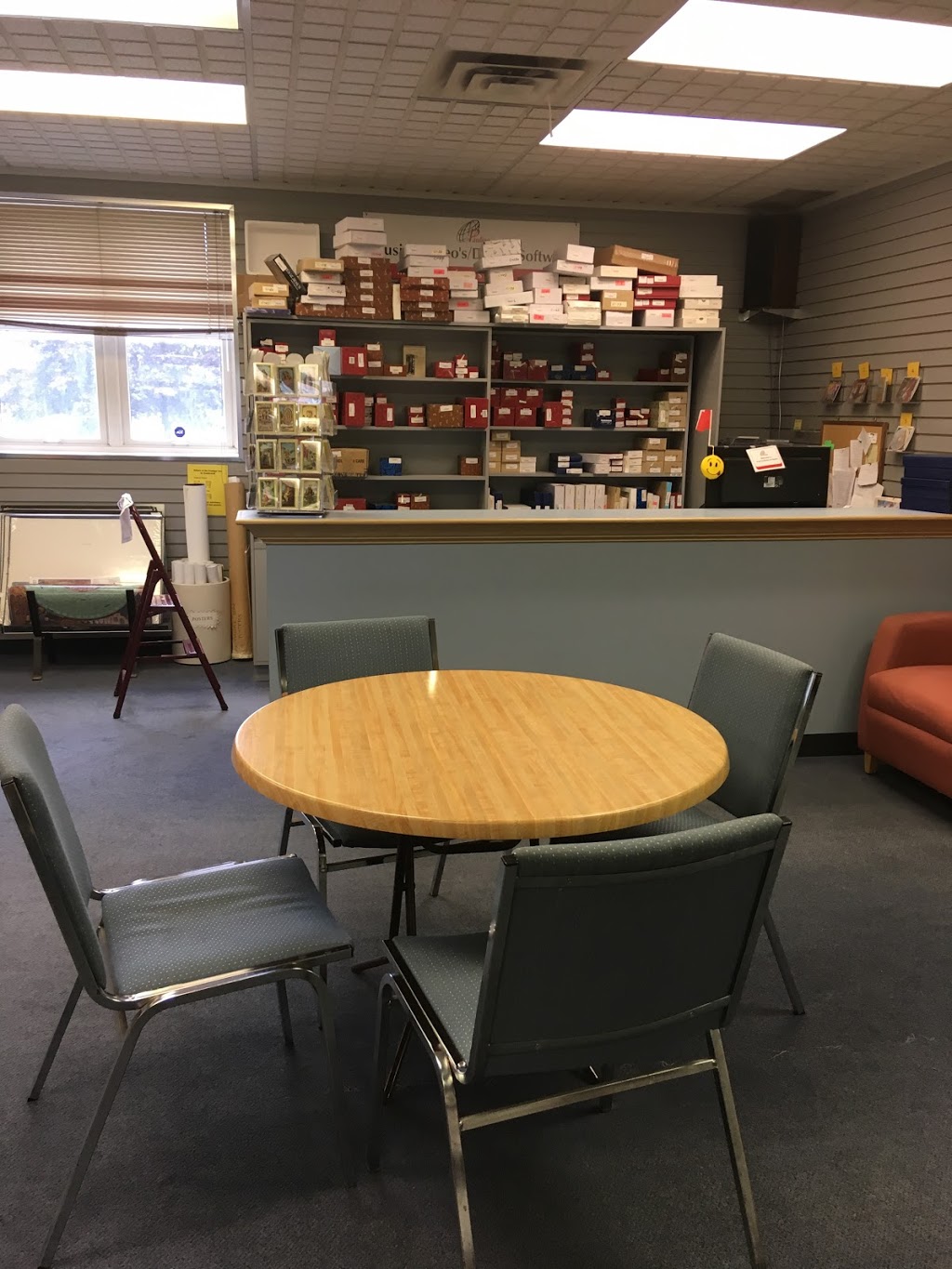 Pauline Books & Media | 3022 Dufferin St, North York, ON M6B 3T5, Canada | Phone: (416) 781-9131