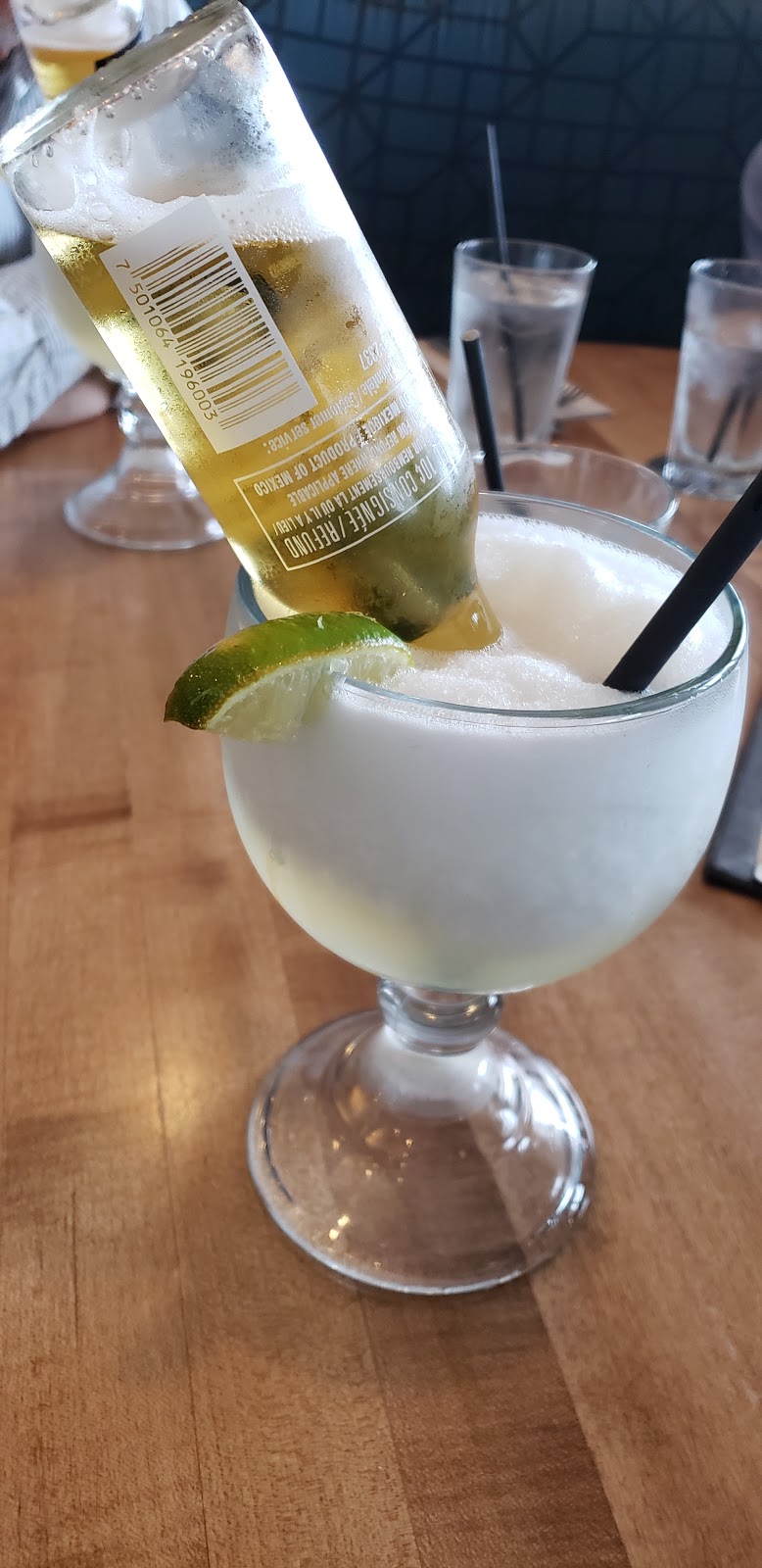 Moxies Grill & Bar | 159 York Blvd, Richmond Hill, ON L4B 3B4, Canada | Phone: (905) 764-9500