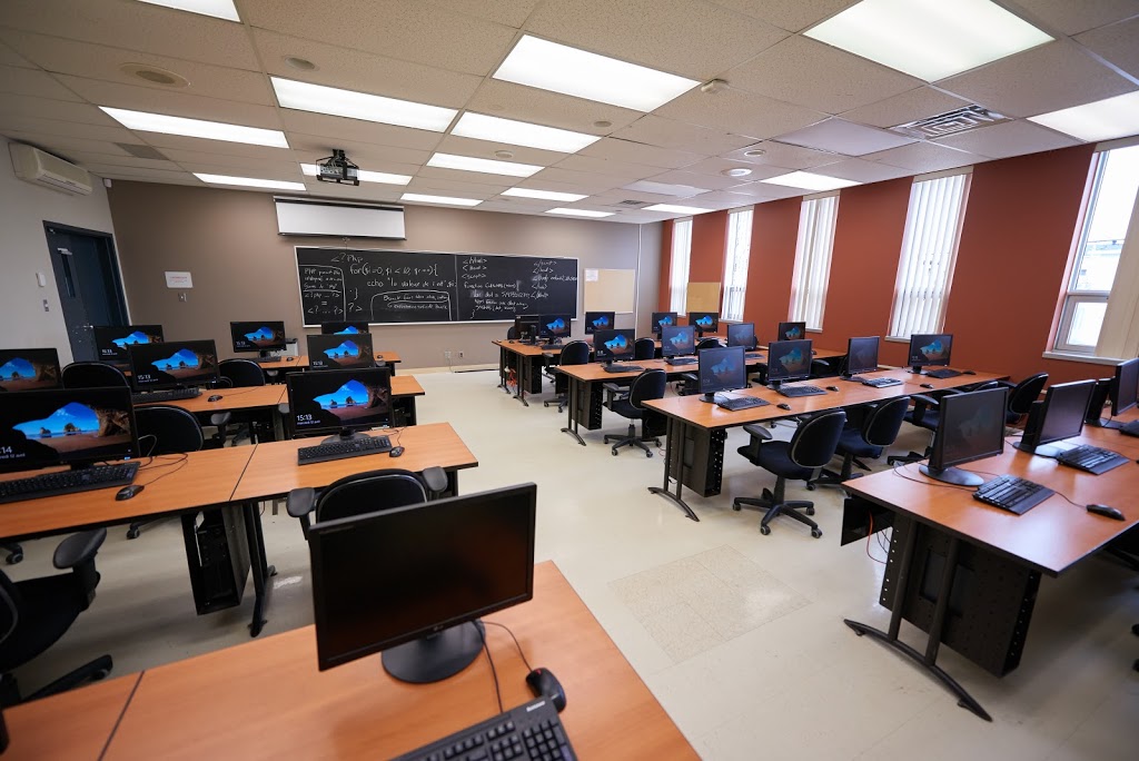 Collège Universel - Campus Gatineau | 101 Rue Saint-Jean-Bosco suite a-2322, Gatineau, QC J8Y 3G5, Canada | Phone: (819) 503-2400