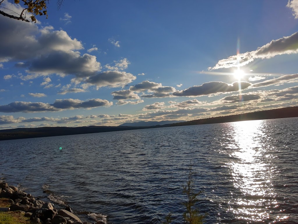 Restaurant Le Capitaine Provost | 2000 Chemin du Motel-sur-le-Lac, Frontenac, QC G6B 2S1, Canada | Phone: (819) 583-0293