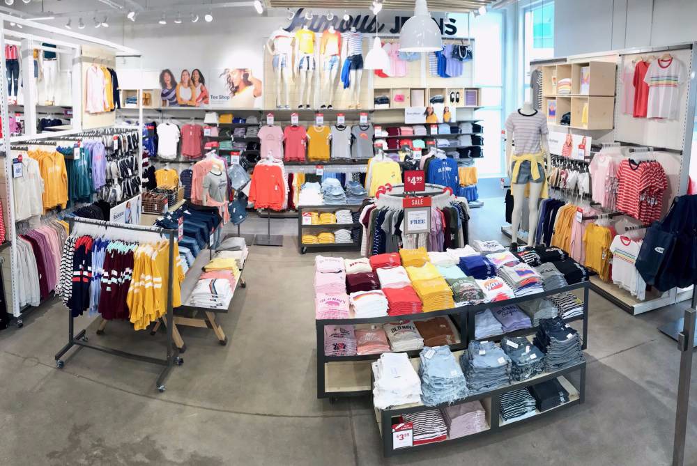 Old Navy Outlet | 34 Hector Gate, Dartmouth, NS B3B 0C2, Canada | Phone: (902) 481-2002