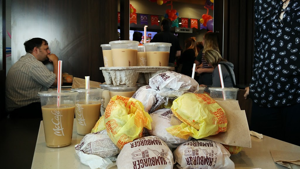 McDonalds | 924 Victoria Ave E, Regina, SK S4N 7A9, Canada | Phone: (306) 525-2621