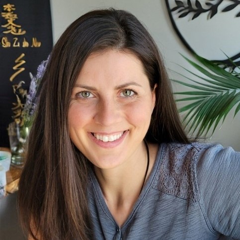 HealThy Self Reiki & Wellness | 103 Windle Village Crescent, Thorold, ON L2V 4Z5, Canada | Phone: (807) 632-2654