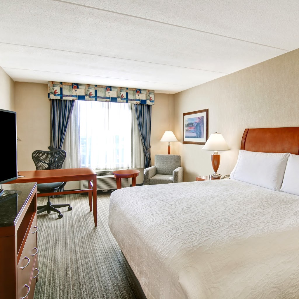 Hilton Garden Inn Toronto/Burlington | 985 Syscon Rd, Burlington, ON L7L 5S3, Canada | Phone: (905) 631-7000