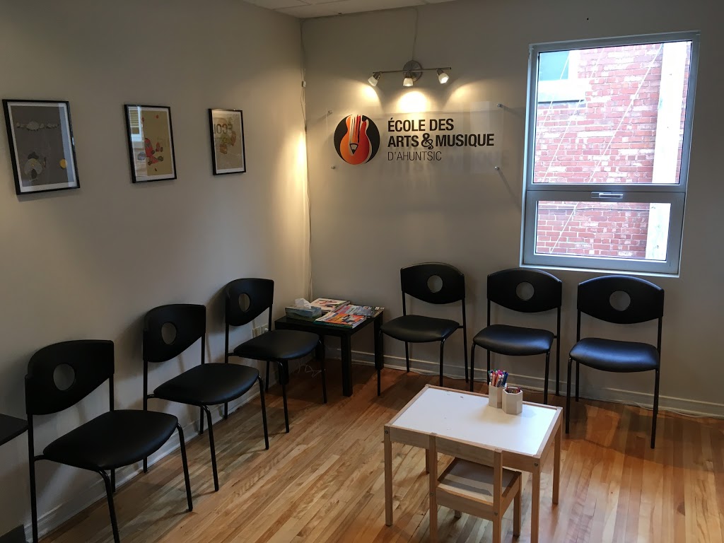School Arts And Music Dahuntsic | 1222 Rue Fleury E, Montréal, QC H2C 1R1, Canada | Phone: (514) 419-5878