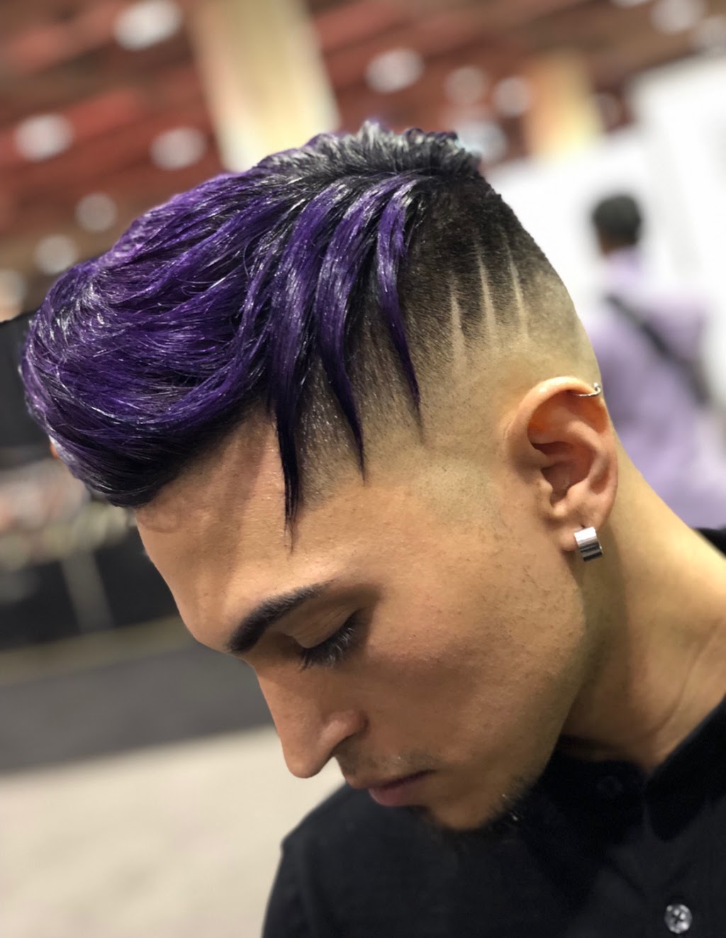 Split Ends Hair Design | 692 Upper James St, Hamilton, ON L9C 2Z8, Canada | Phone: (905) 389-4992