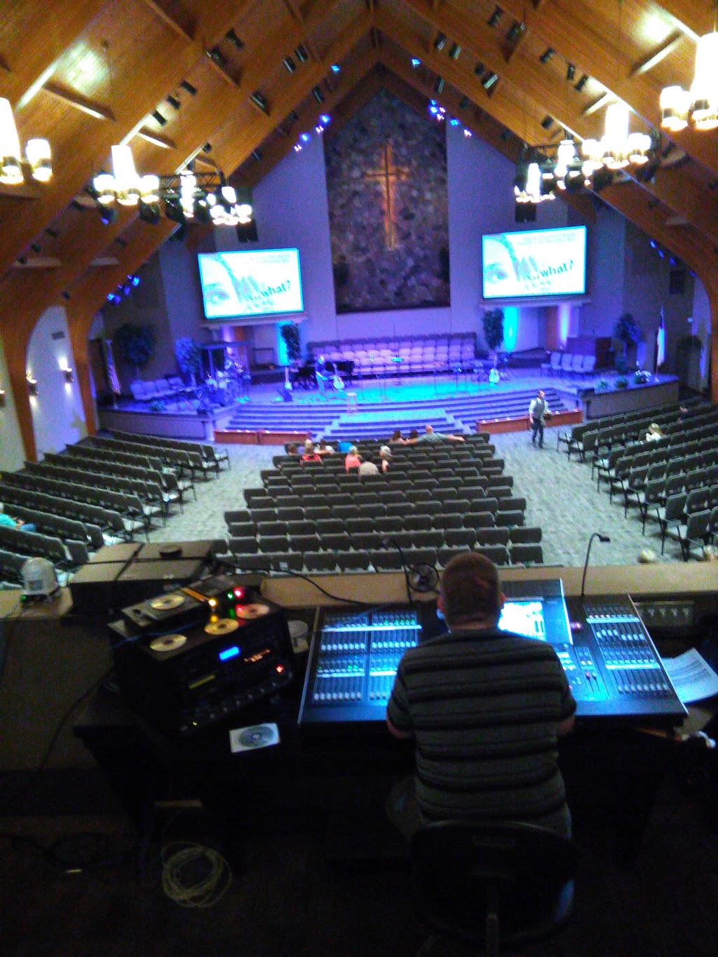 Colonial Woods Missionary Church | 3240 Pine Grove Ave, Port Huron, MI 48060, USA | Phone: (810) 984-5571