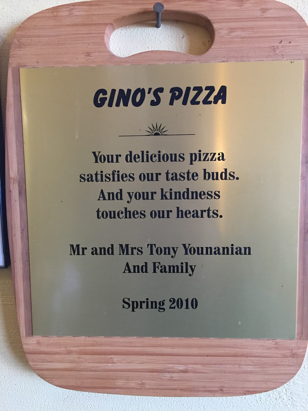 Ginos Pizza & Spaghetti House | 46 Lake St, Rouses Point, NY 12979, USA | Phone: (518) 297-3064