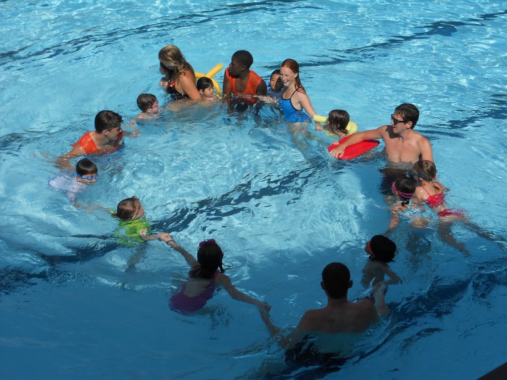 Mooredale Day Camp | 146 Crescent Rd, Toronto, ON M4W 1V2, Canada | Phone: (416) 922-3714 ext. 103