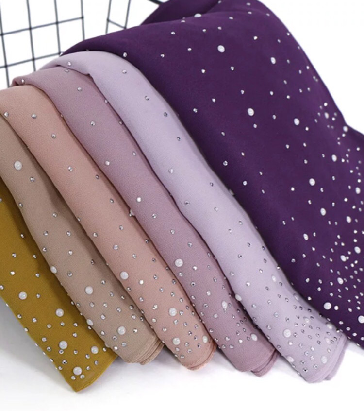 M & M Islamic Hijab Fashion | 1775 Valley Farm Rd, Pickering, ON L1V 0A5, Canada | Phone: (647) 766-9639